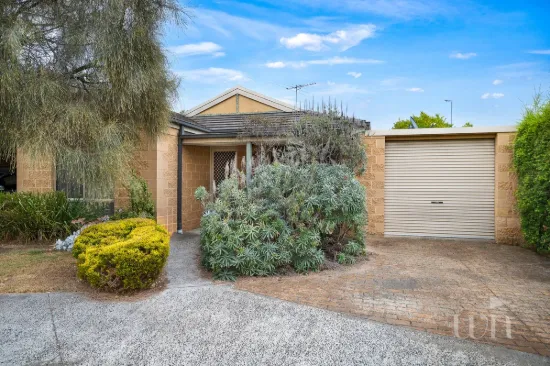 Perfectly Positioned Just Minutes to Shops and Schools
