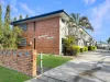 Stylish Townhouse Minutes from the CBD