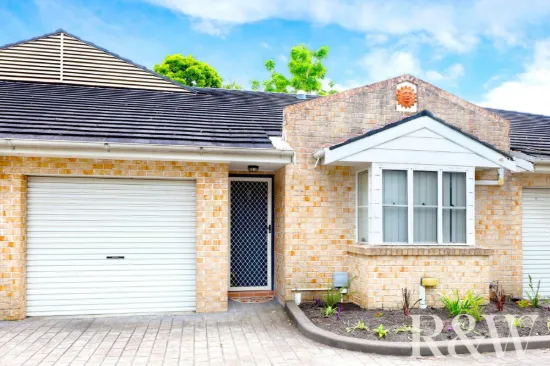 Spacious Split-Level 2 Bedroom Villa!