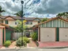 RENOVATED TOWNHOUSE, WALK TO THE BROOK !