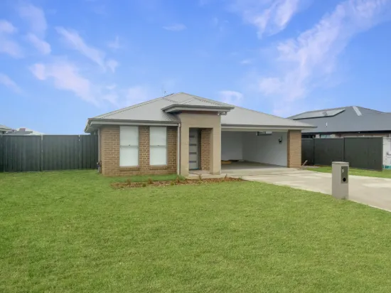 Brand New Home - Goldridge Estate