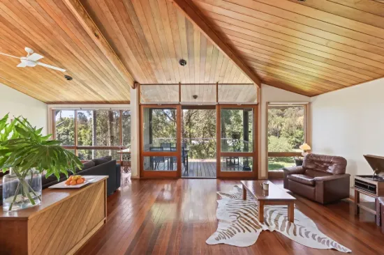 Nestled in Nature, Steps from the Shore