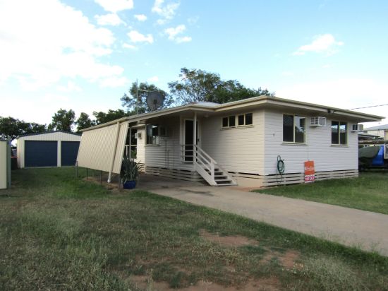 PRESENTATION PLUS - NVESTORS DREAM OPPORTUNITY OR MOVE IN - SHED - DECK - 708