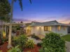 Charming Coastal Retreat in Banksia Beach!