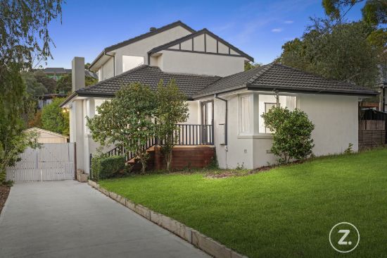 Timeless Hamptons Elegance on a Generous 700sqm with Exceptional Family Appeal