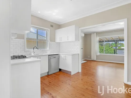 Renovated Gem In A Tightly Held CBD Pocket