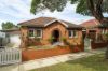 Art Deco charm with parkside family convenience
