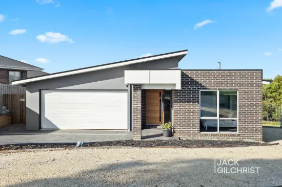THE BRIEF: Private and Peaceful Setting with Stunning Views
