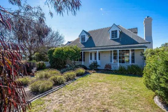 STORYBOOK CHARM WITH A SEASIDE LIFESTYLE

