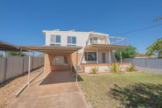 Ray White Condobolin - (02) 6895 3364
