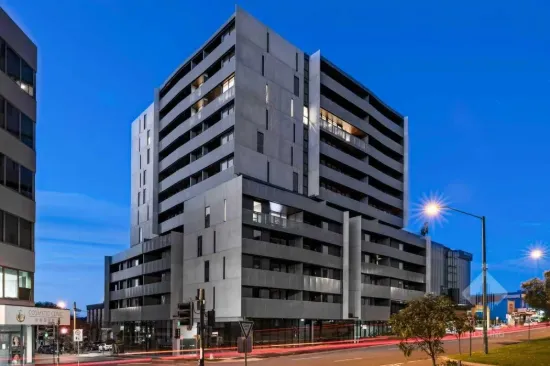 2 bedrooms, 2 bath rooms, 1 car park apartment in boxhill high school zone!