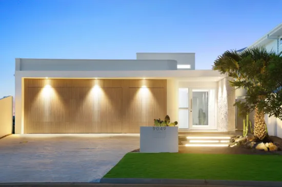 North Facing, Single level Oasis with Palm Springs flare