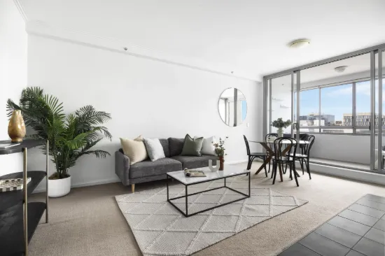 An Urban Retreat In The Landmark Genoa