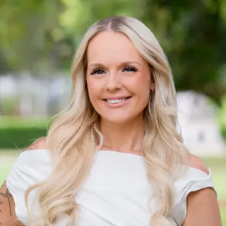 Kirsty Kemp - Real Estate Agent