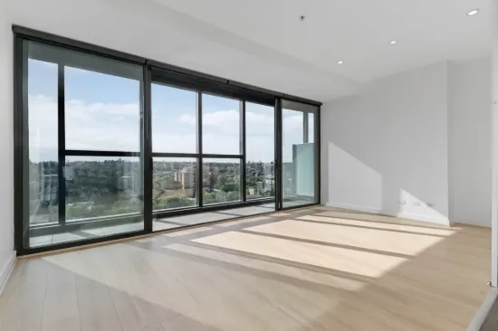 Newly Renovated Luxury 2-Bedroom in Prime South Yarra | Carpark + Storage