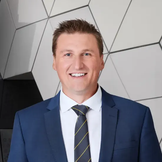 Adam  Natonewski - Real Estate Agent at Ray White Highton - HIGHTON