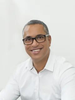 Kevin Crasto - Real Estate Agent