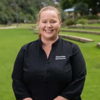 Amanda Waters - Real Estate Agent