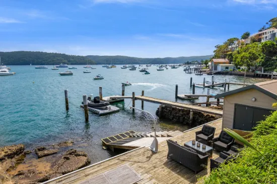 Contemporary Waterfront Residence with Deep Water Jetty, Waterfront Terrace, Boa