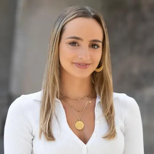 Natasha Lucas - Real Estate Agent at Ray White Park Coast East