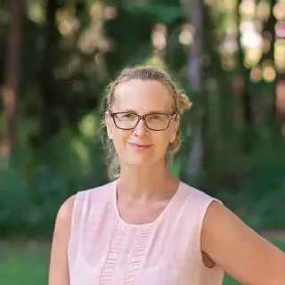 Inga Barakat - Real Estate Agent
