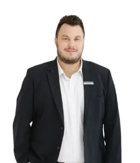 Shaun Carr - Real Estate Agent