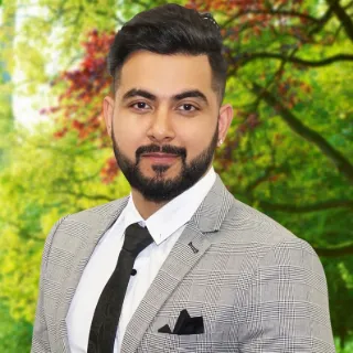 Ash Mahajan - Real Estate Agent