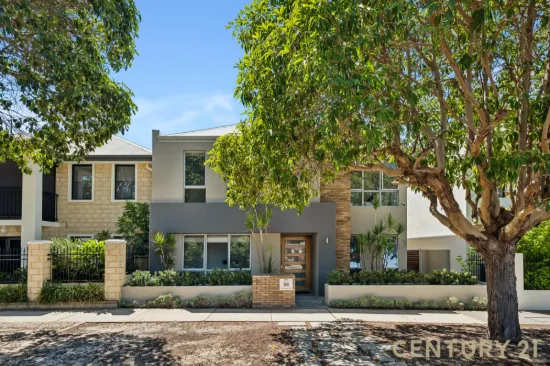 QUALITY BUILT HOME WITH VERSATILE FLOOR PLAN, ON GREEN TITLE BLOCK!! 