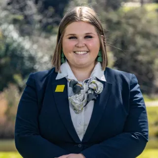 Clare Southwell - Real Estate Agent