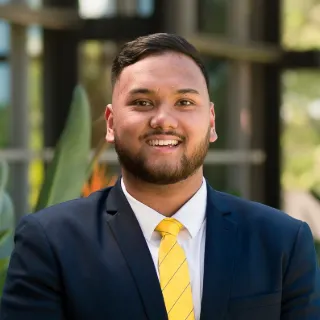Zein Kusnadi - Real Estate Agent