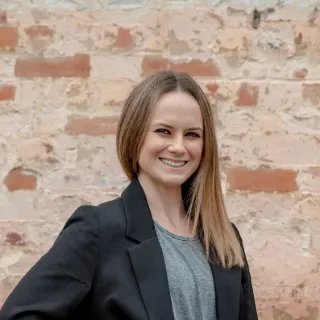 Michelle Crowe - Real Estate Agent