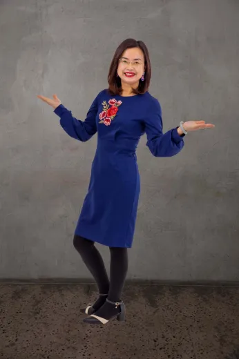 Yan Lin - Real Estate Agent at Hayeswinckle - Lara