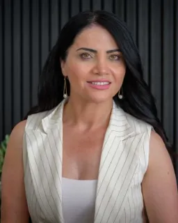 Nada Hanna - Real Estate Agent