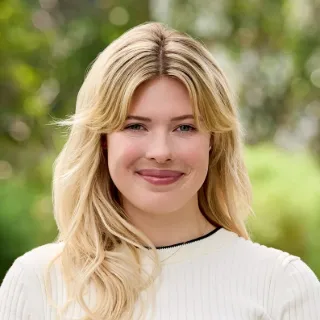 Lisette Schults-Rand - Real Estate Agent
