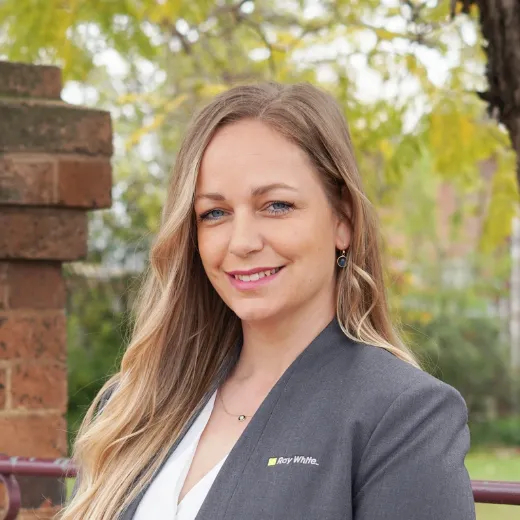 Louise Jacobsen - Real Estate Agent at Ray White - Parkes    