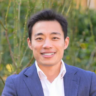 Bobby Shi - Real Estate Agent
