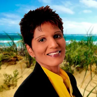 Caroline  Daniel - Real Estate Agent