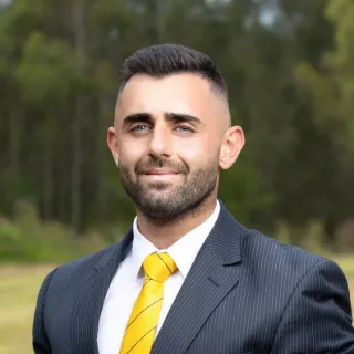 Andrew Hanna - Real Estate Agent