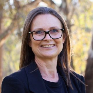 Fiona Boyer - Real Estate Agent