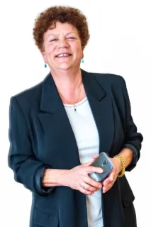 Irusia Armattoe - Real Estate Agent