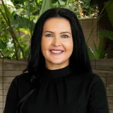 Nicole Bragg - Real Estate Agent From - Ray White - Cairns