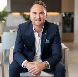 Aaron Smith - Real Estate Agent