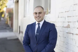 Aaron Simon - Real Estate Agent