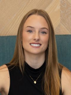 Abbie Andrews - Real Estate Agent