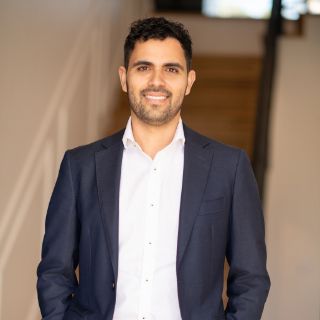 Abe Fernando - Real Estate Agent
