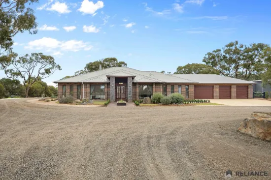 1  Grey Box Drive, Strathtulloh, Vic 3338