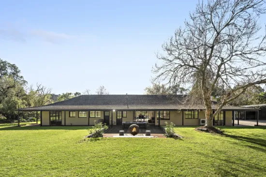 10 Clifford Drive, Tyabb, Vic 3913