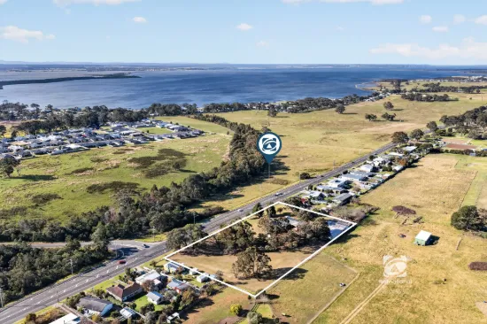 1044 Paynesville Road, Eagle Point, Vic 3878
