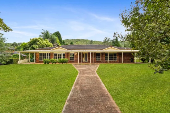 12 Liza Close, Fountaindale, NSW 2258
