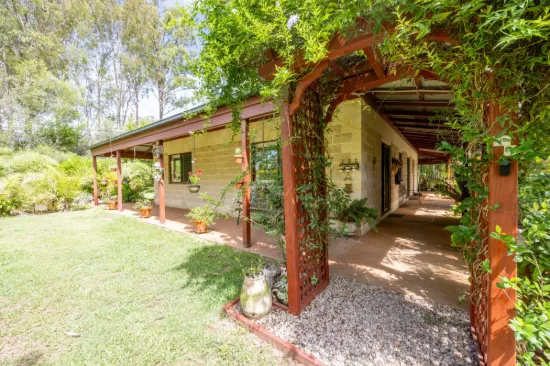 13 Sykes Road, Glenwood, Qld 4570